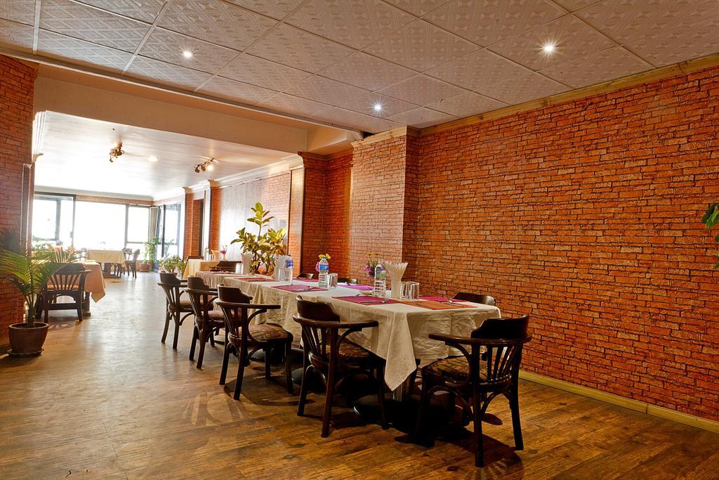 Hotel Mountain Kathmandu Exterior photo